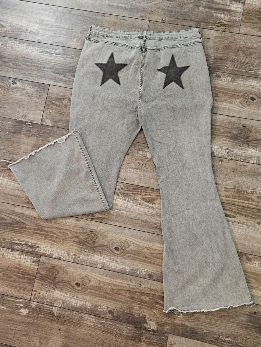 Fashion Nova Gray Flare Jeans with Black Stars on Back Size 20